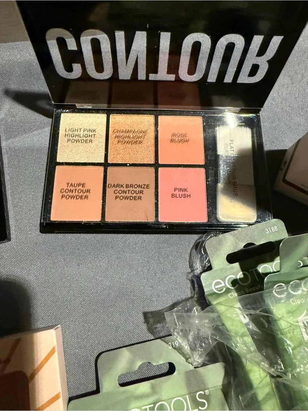 Colorgram Peachy Pink Cream Blush & Assorted Makeup Lot, includes all.